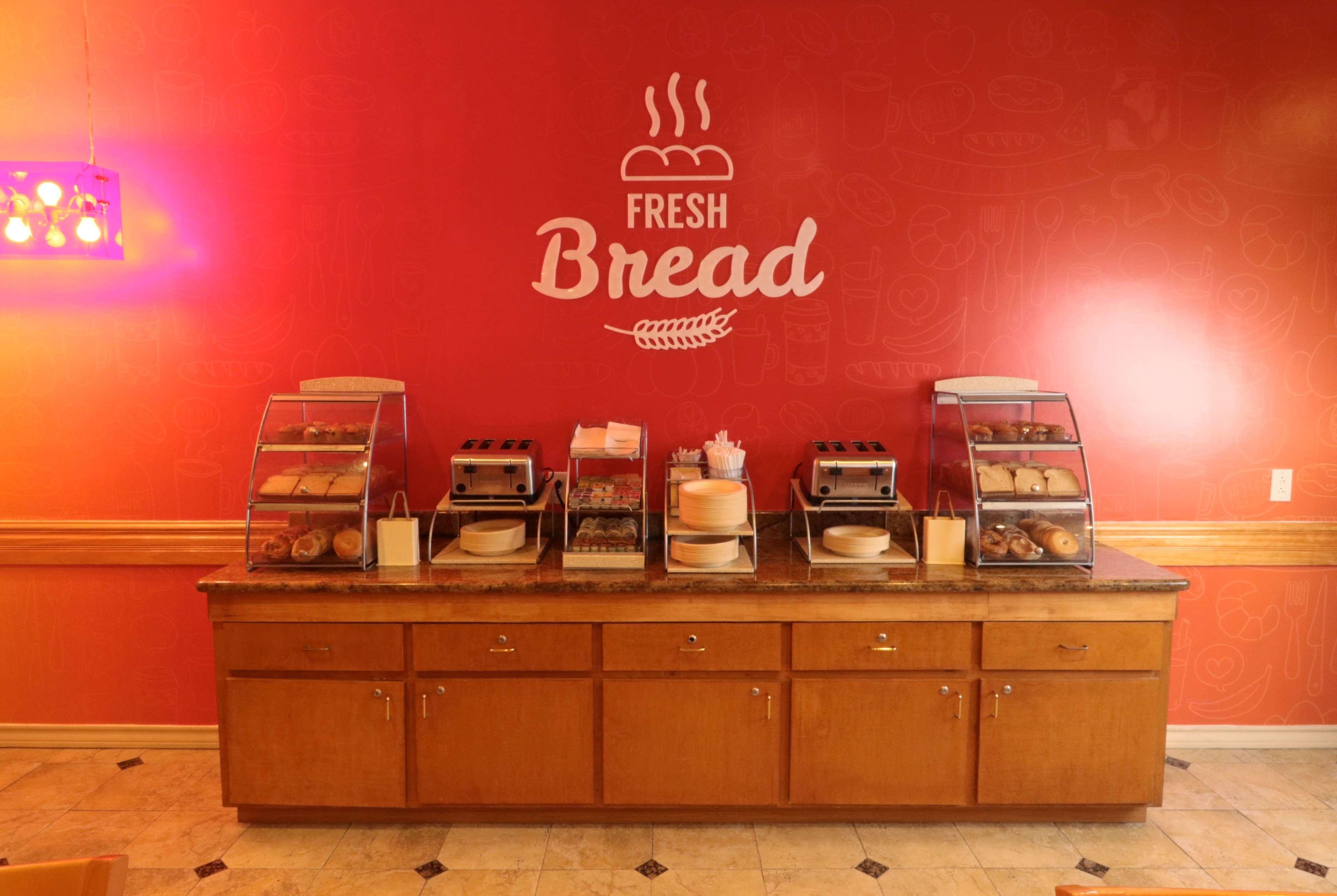 Wyndham Garden McAllen at La Plaza Mall Dış mekan fotoğraf